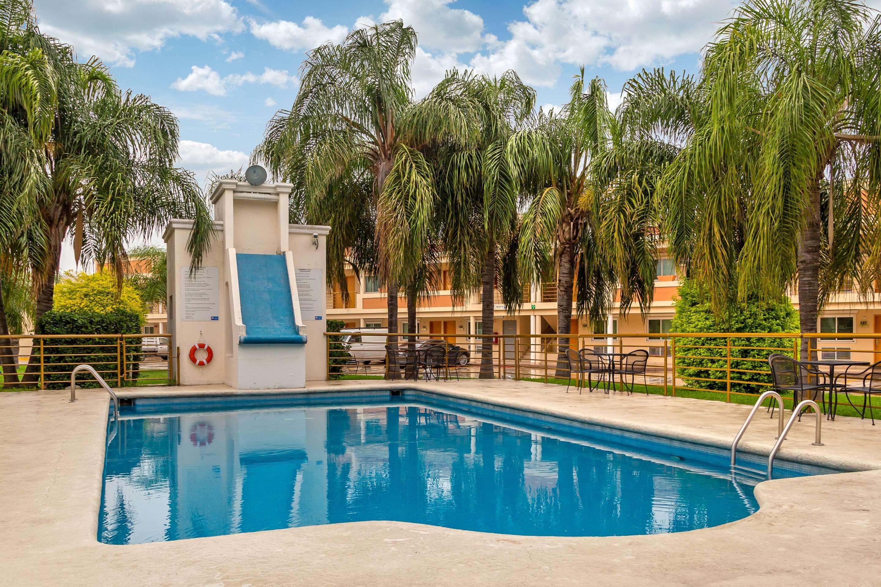 Comfort Inn Monterrey Norte San Nicolás de los Garzas Exterior foto